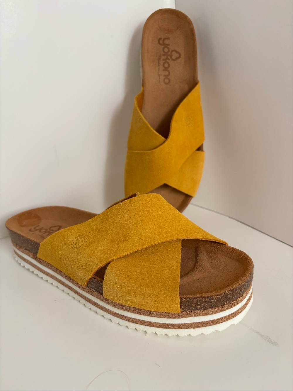 Yokono Mustard Suede Crisscross Platform Slide